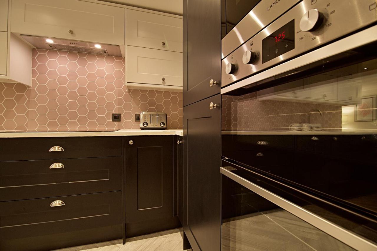 Scotforth Road- Boutique Rooms In Lancaster City Townhouse Exteriör bild