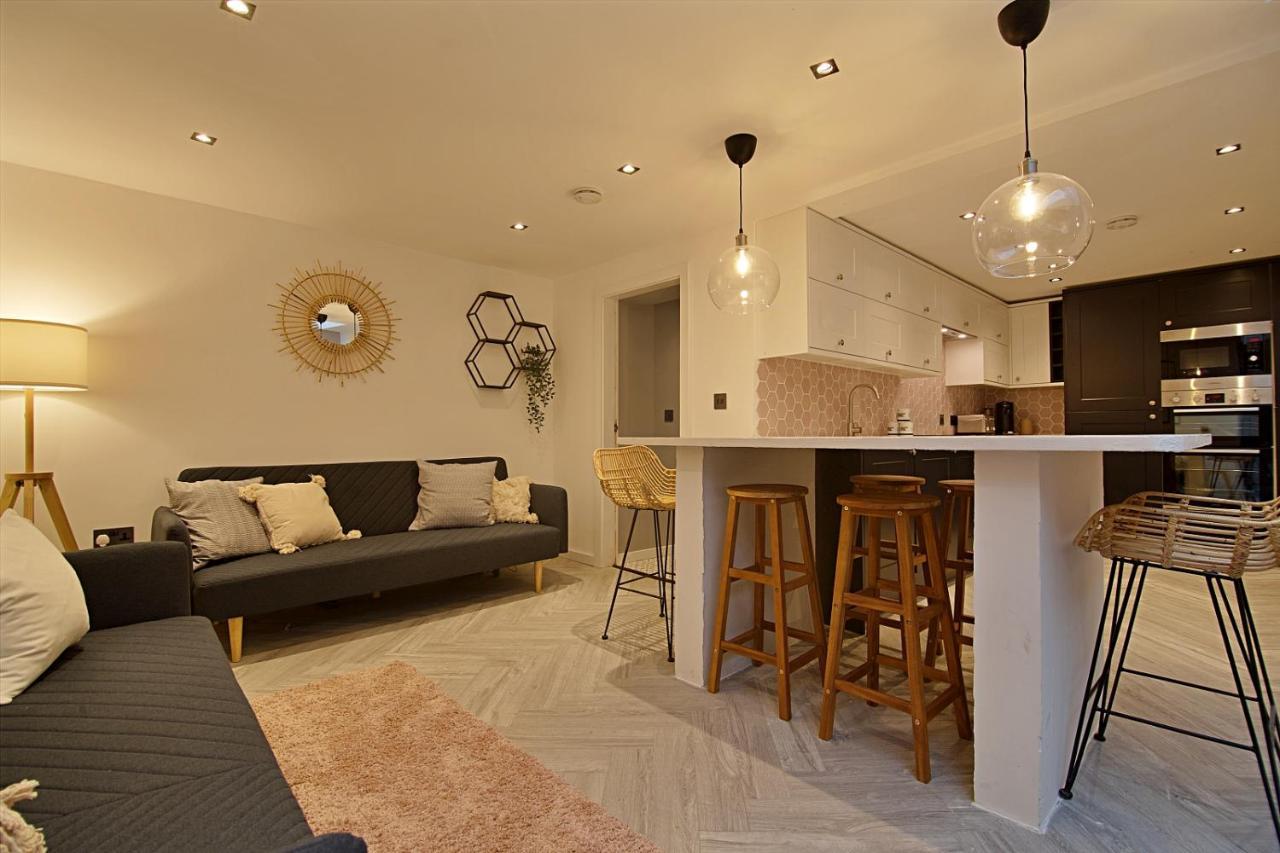 Scotforth Road- Boutique Rooms In Lancaster City Townhouse Exteriör bild