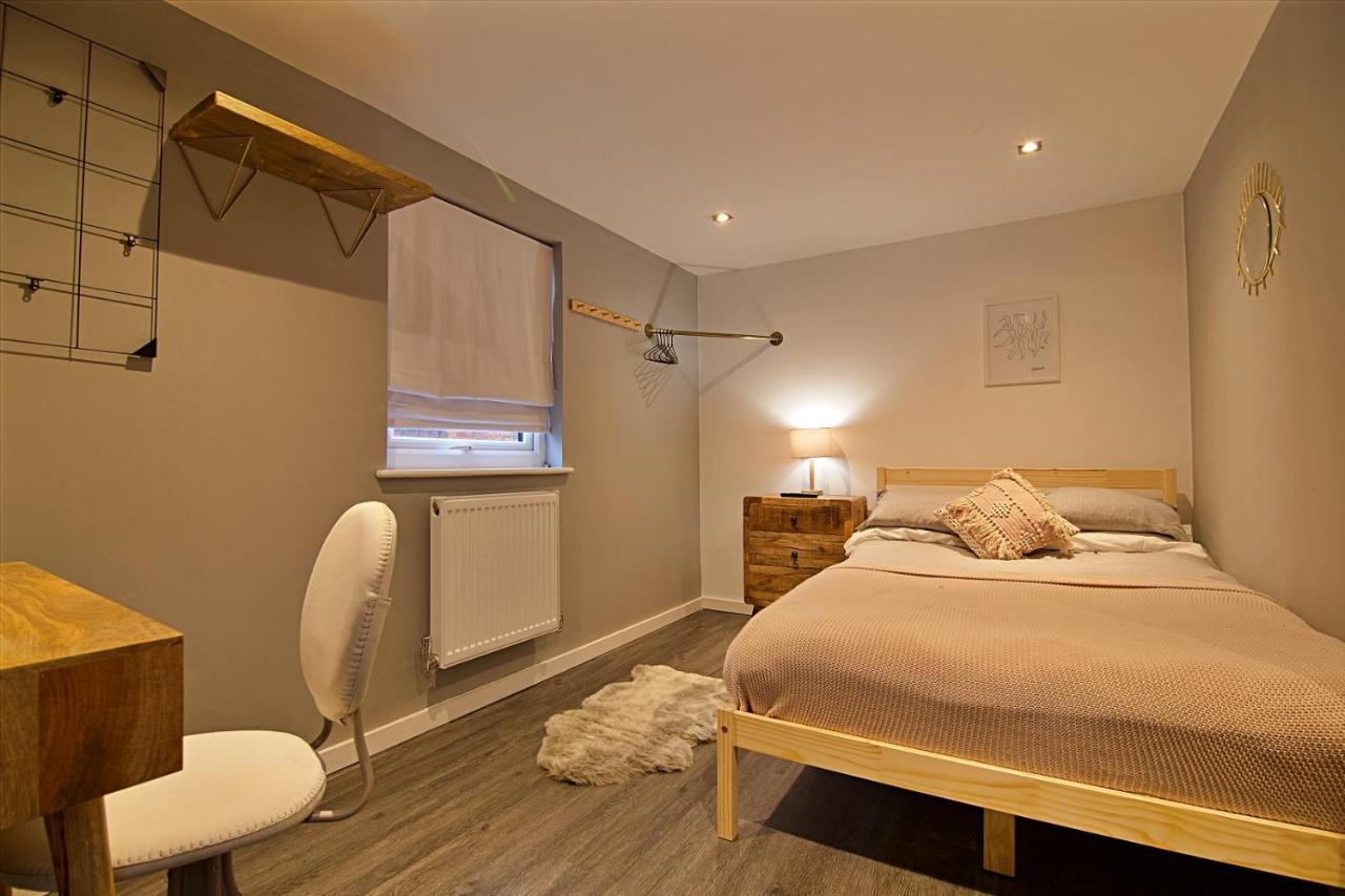 Scotforth Road- Boutique Rooms In Lancaster City Townhouse Exteriör bild